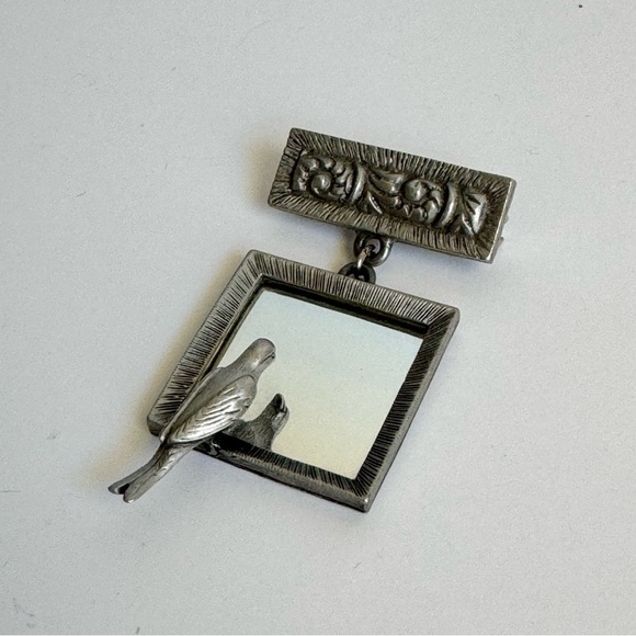 Vintage Bird Mirror Brooch Silver Tone Sparrow Pin Swallow Dove JJ Jonette - Picture 5 of 8